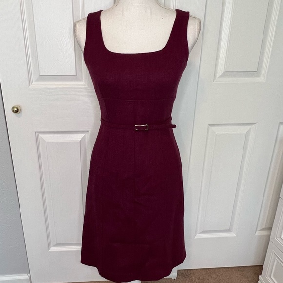 Ann Taylor Dresses & Skirts - Ann Taylor Sleeveless Square Neck Sheath Dress in Burgundy